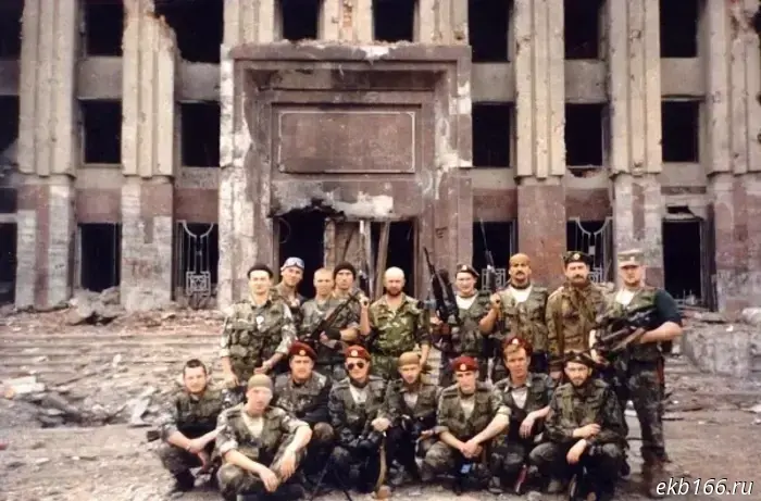 "For courage and heroism." The "Rossy" special forces unit of the Sverdlovsk GUFSIN celebrates its 35th anniversary.